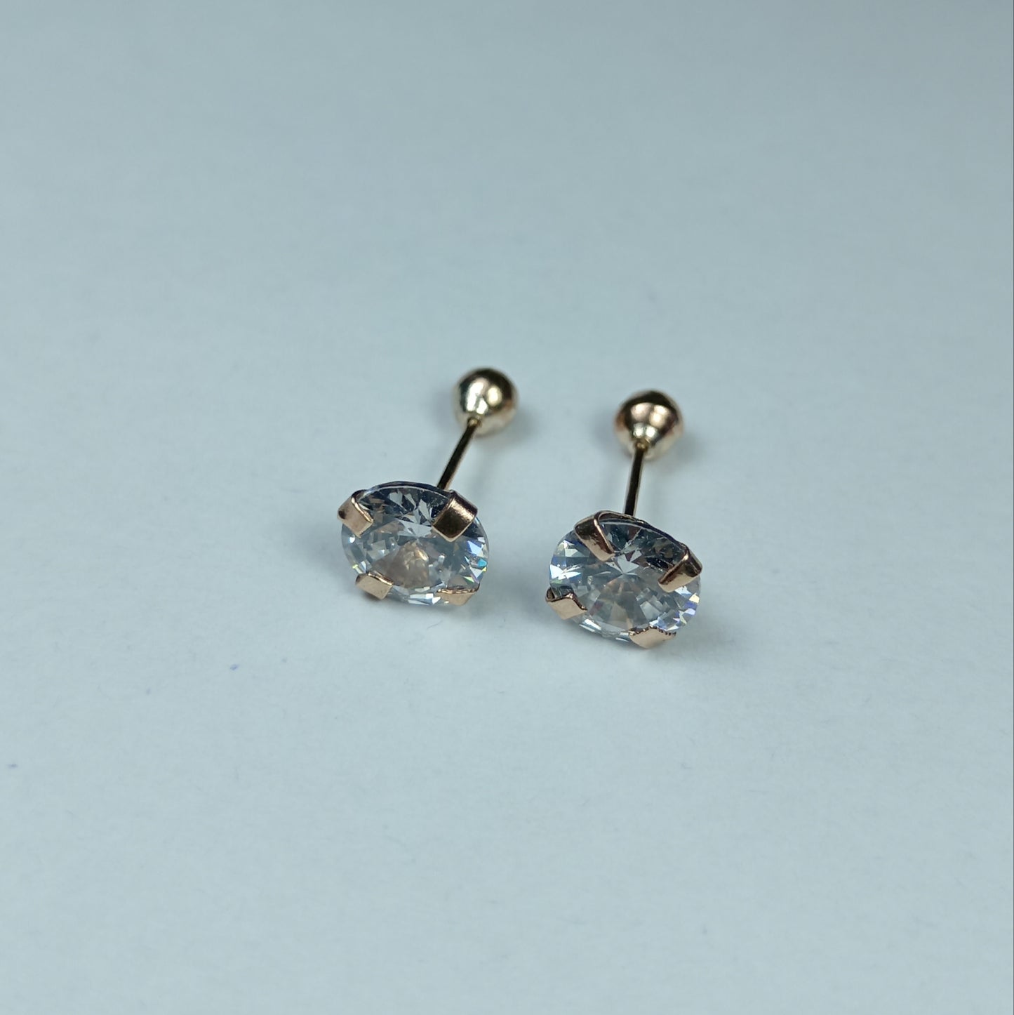 Aretes Oro Chispa Redonda Blanca Are 926