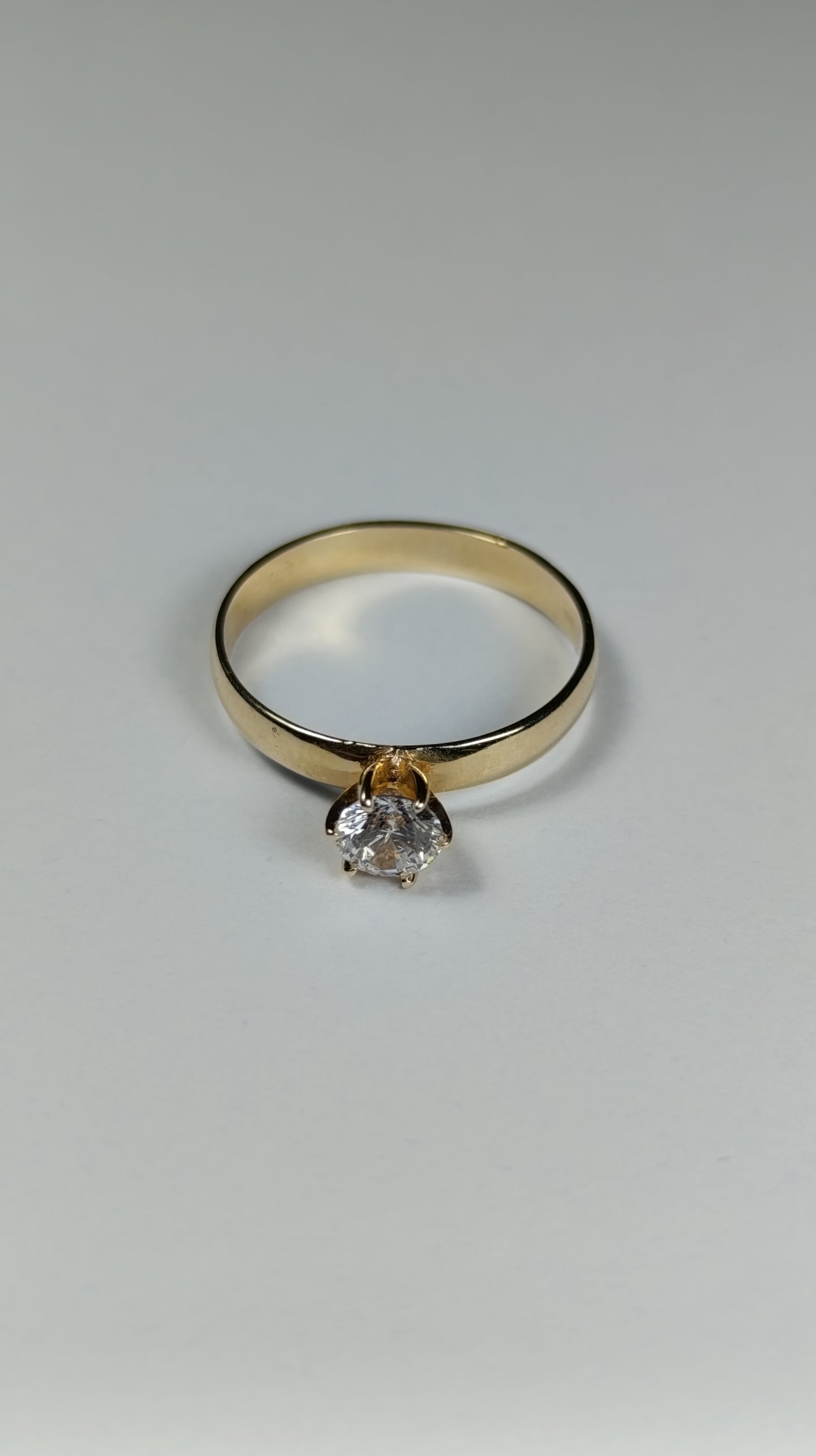 Anillo de oro chispa blanca 8sz 2507 Ani 969