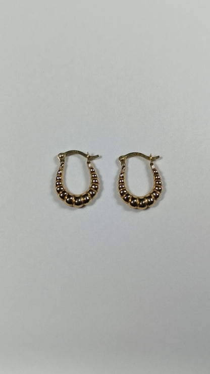 Aretes Argolla Oro Ondulado 1.5x1.2 cm 2610 Are 872