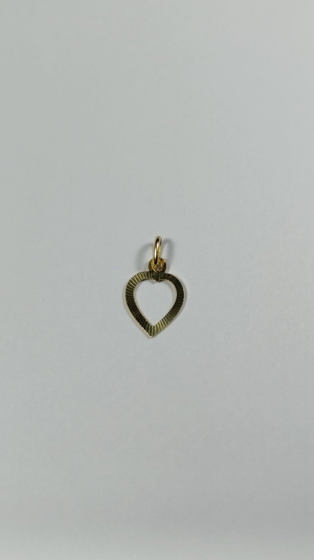 Dije Oro Corazón plano 2x1.2 cm 2610 Dij 1010