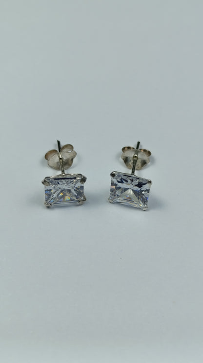 Aretes Plata Chispa Blanca Cuadrada Are 374